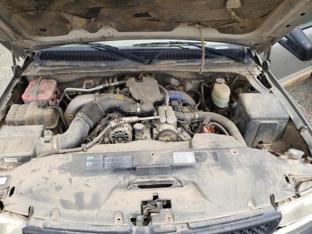 Photo 7 from auction – 2002 CHEVROLET SILVERADO with VIN 1GCHK23142F132806