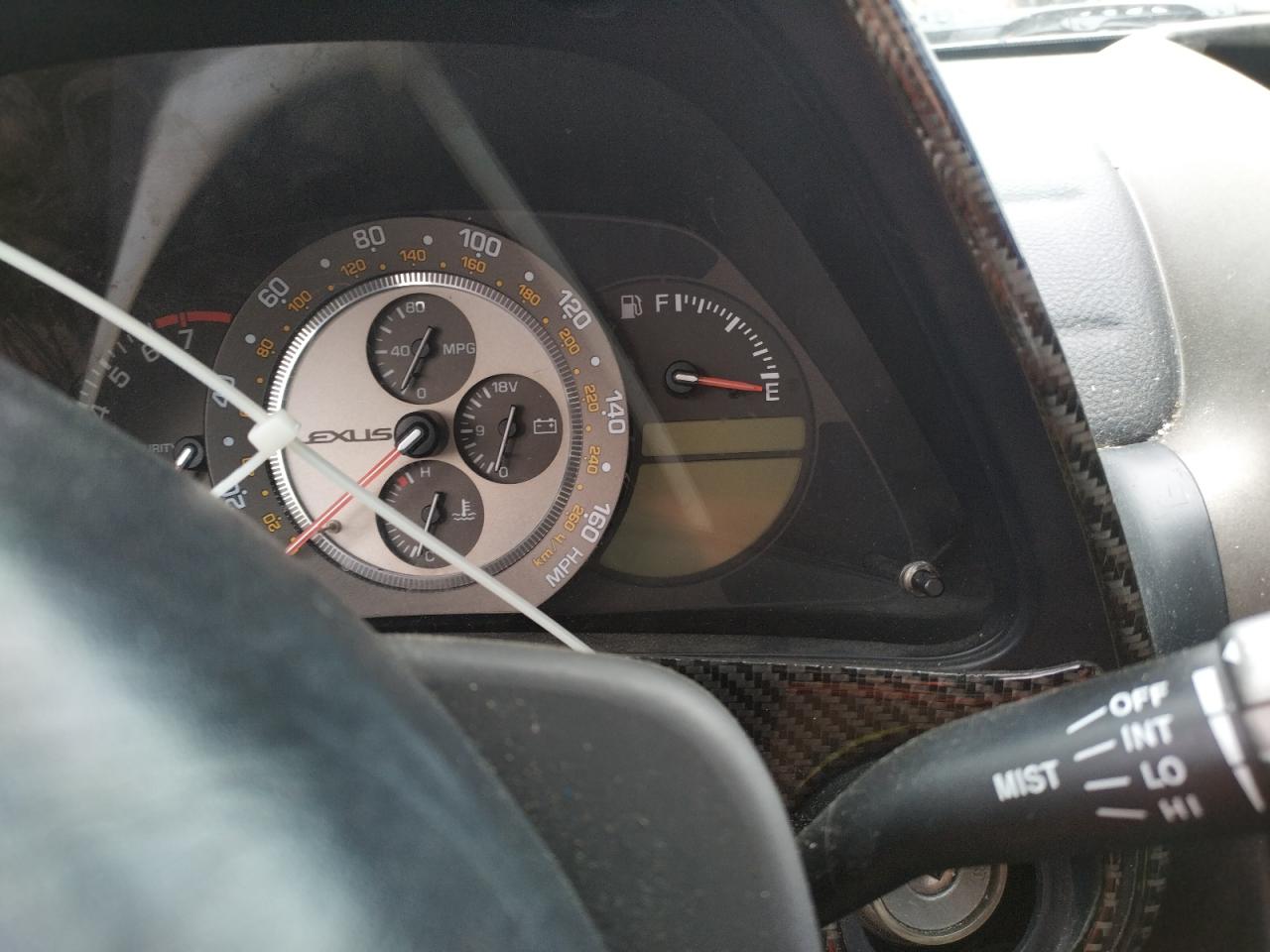 Photo 12 from auction – 2003 LEXUS IS 300 with VIN JTHBD192530067199