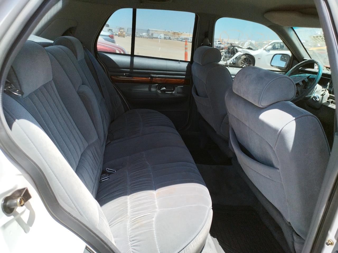 Photo 6 from auction – 1994 MERCURY GRAND MARQ with VIN 2MELM75W7RX652084