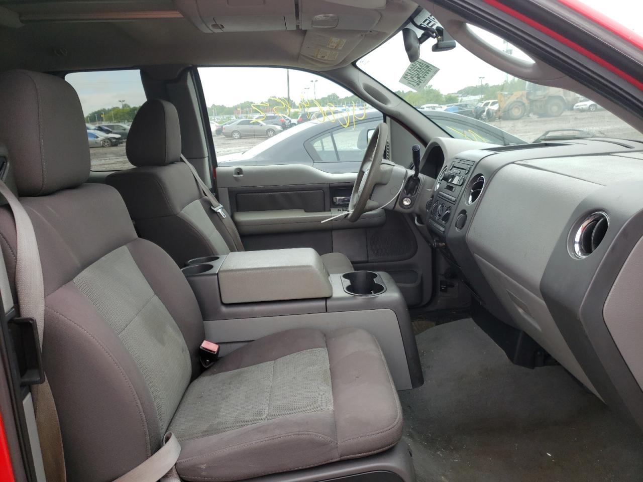 Photo 5 from auction – 2004 FORD F150 with VIN 1FTPX14534KD88437