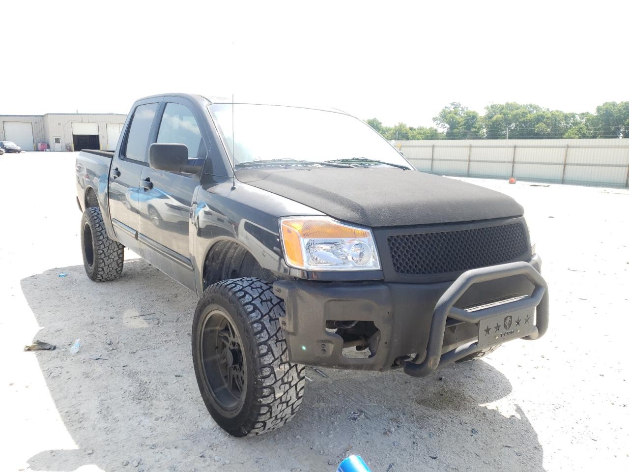 Photo 14 from auction – 2004 NISSAN TITAN XE with VIN 1N6AA07A34N548158