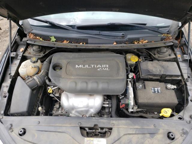 Photo 7 from auction – 2015 CHRYSLER 200 LIMITE with VIN 1C3CCCAB6FN564189