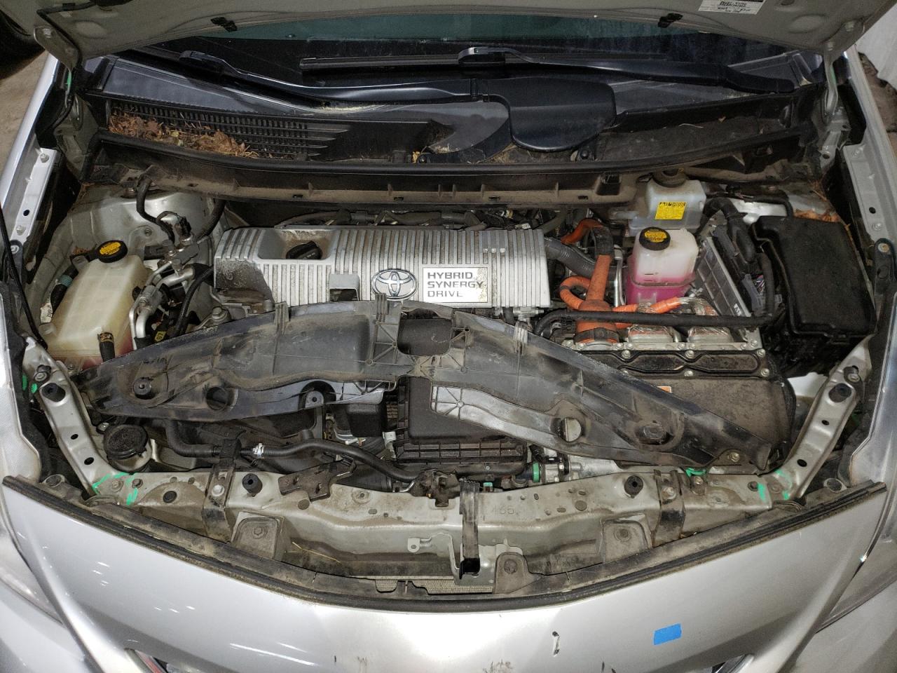 Photo 11 from auction – 2013 TOYOTA PRIUS V with VIN JTDZN3EU8D3232940