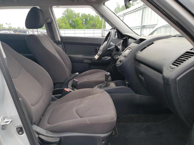 Photo 5 from auction – 2013 KIA SOUL with VIN KNDJT2A55D7770497
