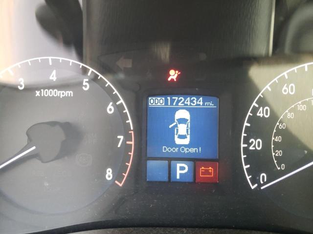 Photo 8 from auction – 2012 HYUNDAI GENESIS 3. with VIN KMHGC4DD8CU192352