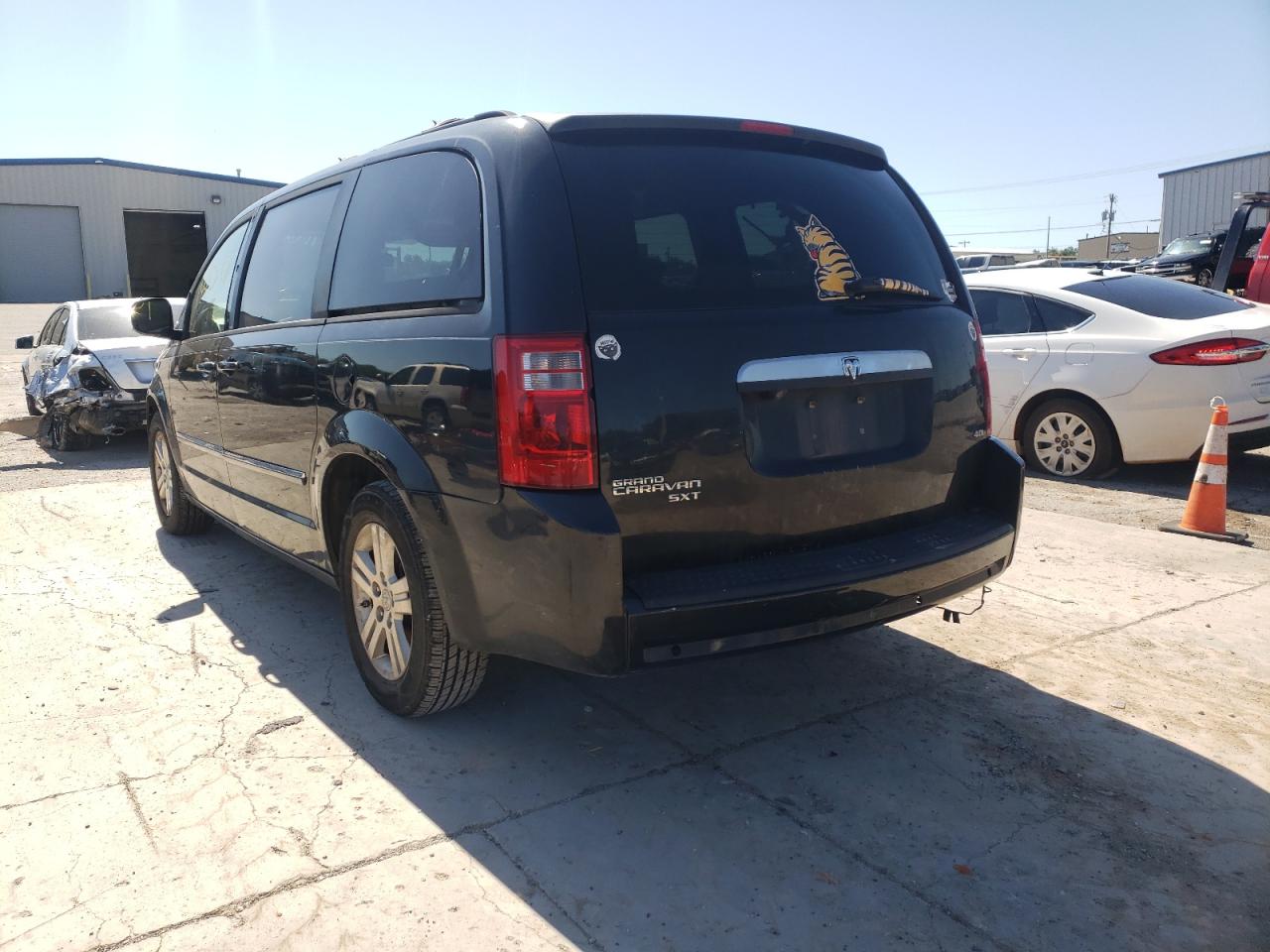 Photo 15 from auction – 2008 DODGE GRAND CARA with VIN 2D8HN54X38R620370