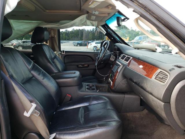 Photo 5 from auction – 2010 CHEVROLET SUBURBAN C with VIN 1GNUCJE09AR289455