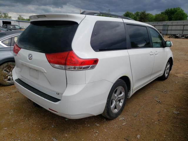 Photo 4 from auction – 2013 TOYOTA SIENNA LE with VIN 5TDKK3DC0DS330779
