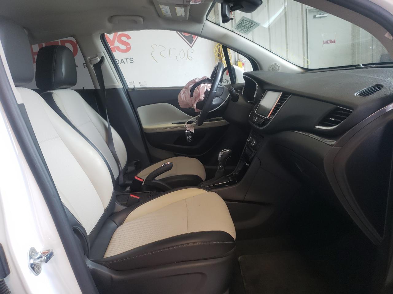 Photo 19 from auction – 2019 BUICK ENCORE PRE with VIN KL4CJASB1KB708466