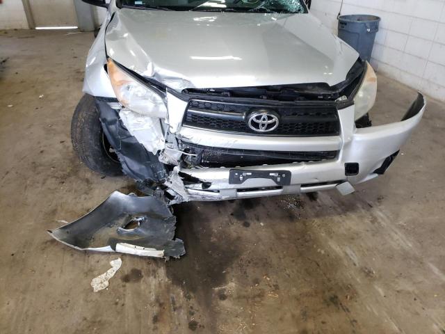 Photo 9 from auction – 2010 TOYOTA RAV4 with VIN JTMBF4DV7AD036833