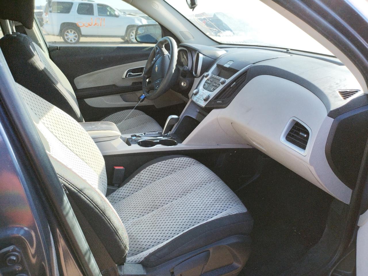 Photo 5 from auction – 2014 CHEVROLET EQUINOX LS with VIN 2GNALAEK2E6298519