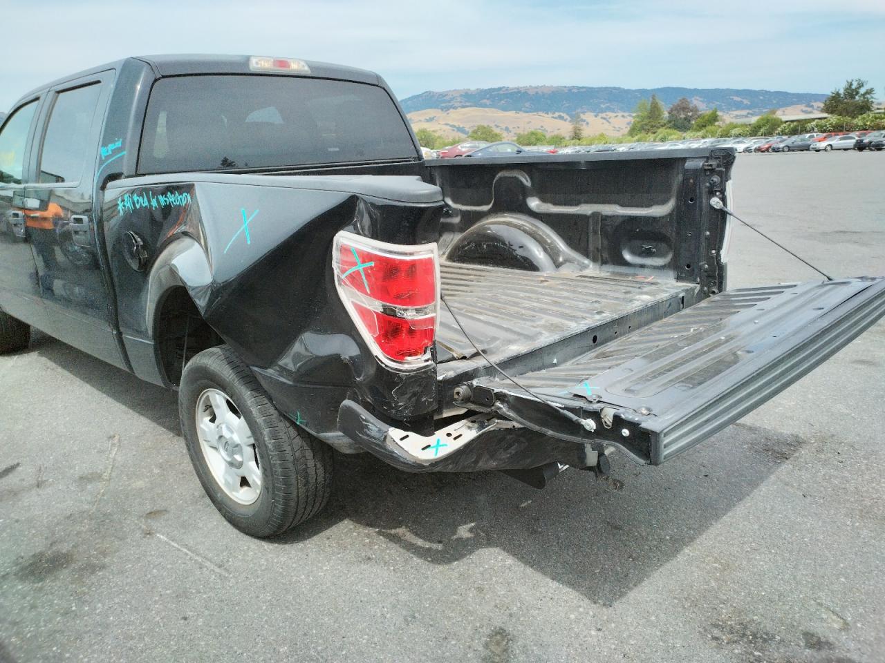 Photo 9 from auction – 2012 FORD F150 SUPER with VIN 1FTEW1CM3CKD17904