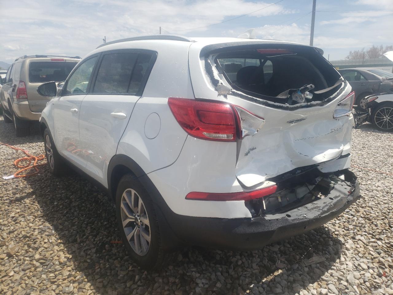 Photo 3 from auction – 2014 KIA SPORTAGE L with VIN KNDPBCAC3E7589756