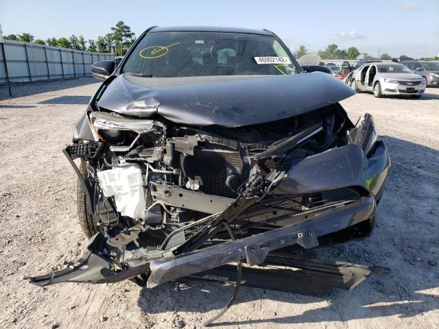 Photo 9 from auction – 2017 TOYOTA RAV4 LE with VIN JTMZFREV5HJ717885