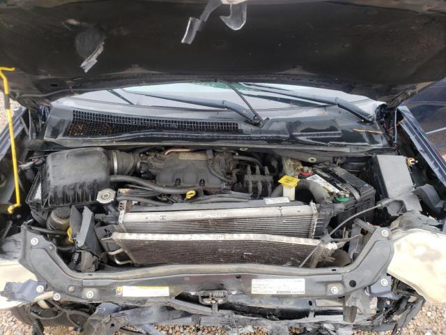 Photo 7 from auction – 2008 CHRYSLER TOWN & COU with VIN 2A8HR54P98R132410