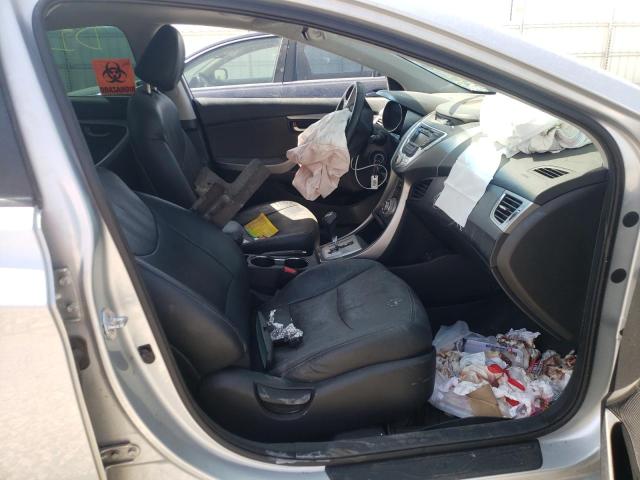 Photo 5 from auction – 2012 HYUNDAI ELANTRA GL with VIN 5NPDH4AE2CH126959