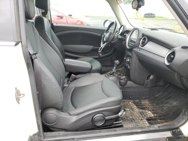Photo 5 from auction – 2011 MINI COOPER CLU with VIN WMWZF3C50BT188466