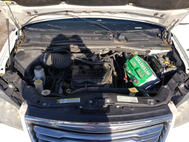 Photo 7 from auction – 2013 CHRYSLER TOWN & COU with VIN 2C4RC1BG3DR503693