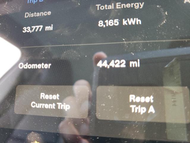Photo 8 from auction – 2021 TESLA MODEL Y with VIN 5YJYGDEE1MF064016