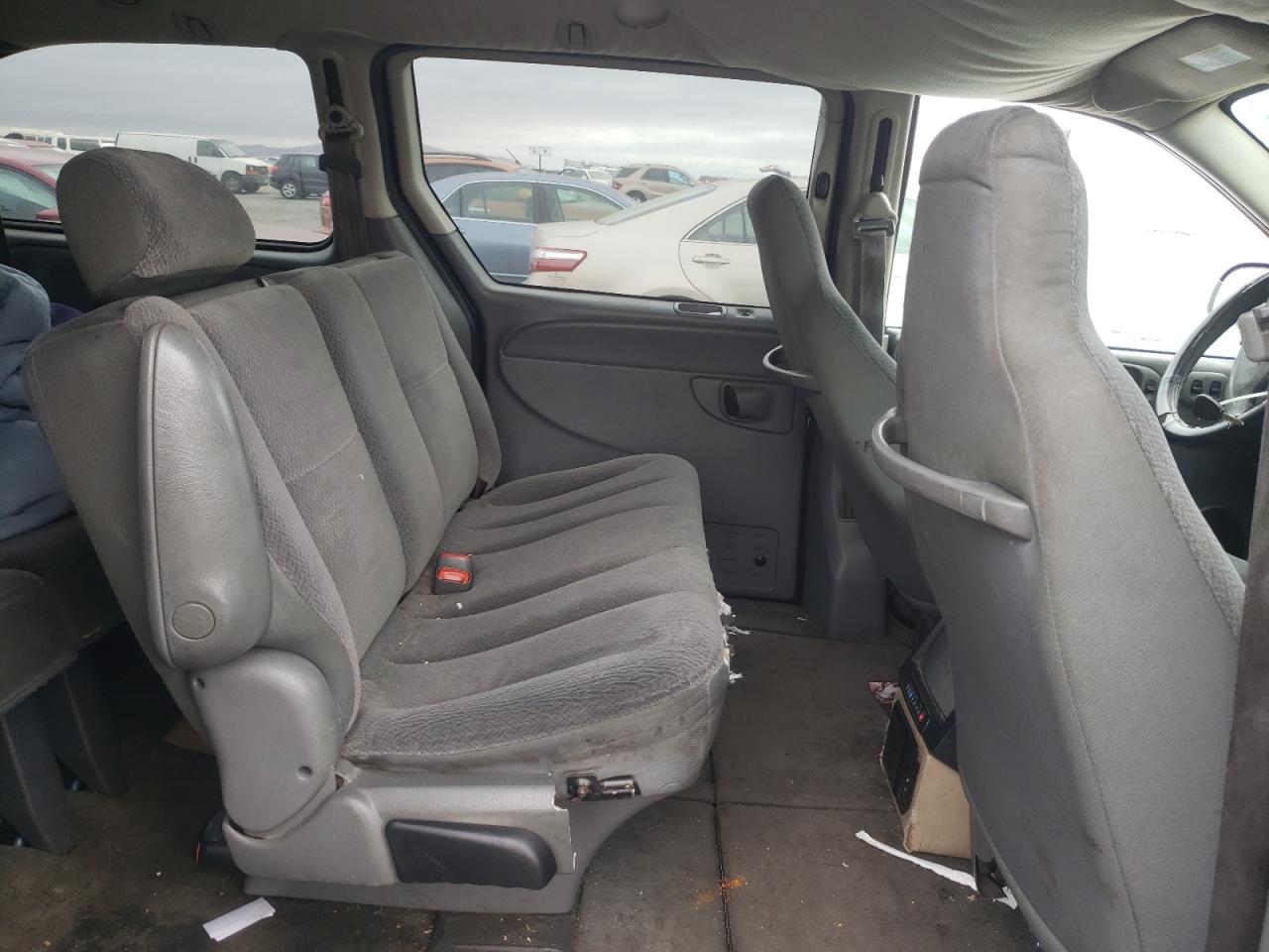Photo 18 from auction – 2005 DODGE CARAVAN with VIN 1D4GP24R65B338242