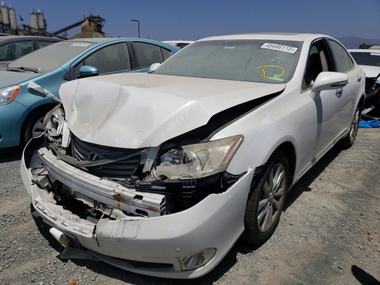 Photo 2 from auction – 2012 LEXUS ES 350 with VIN JTHBK1EG4C2499987