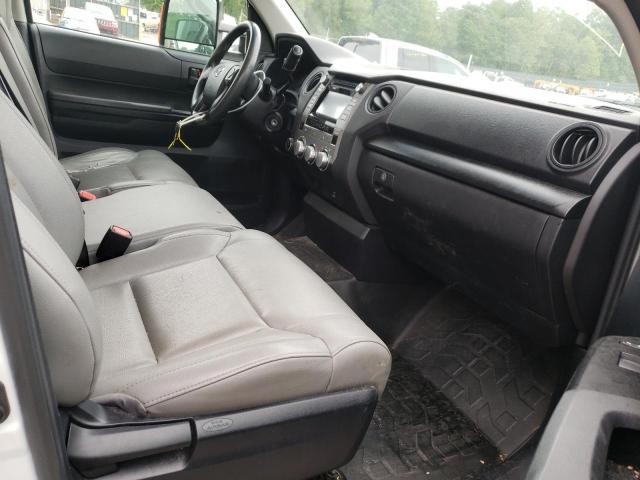 Photo 5 from auction – 2015 TOYOTA TUNDRA DOU with VIN 5TFCY5F17FX018689