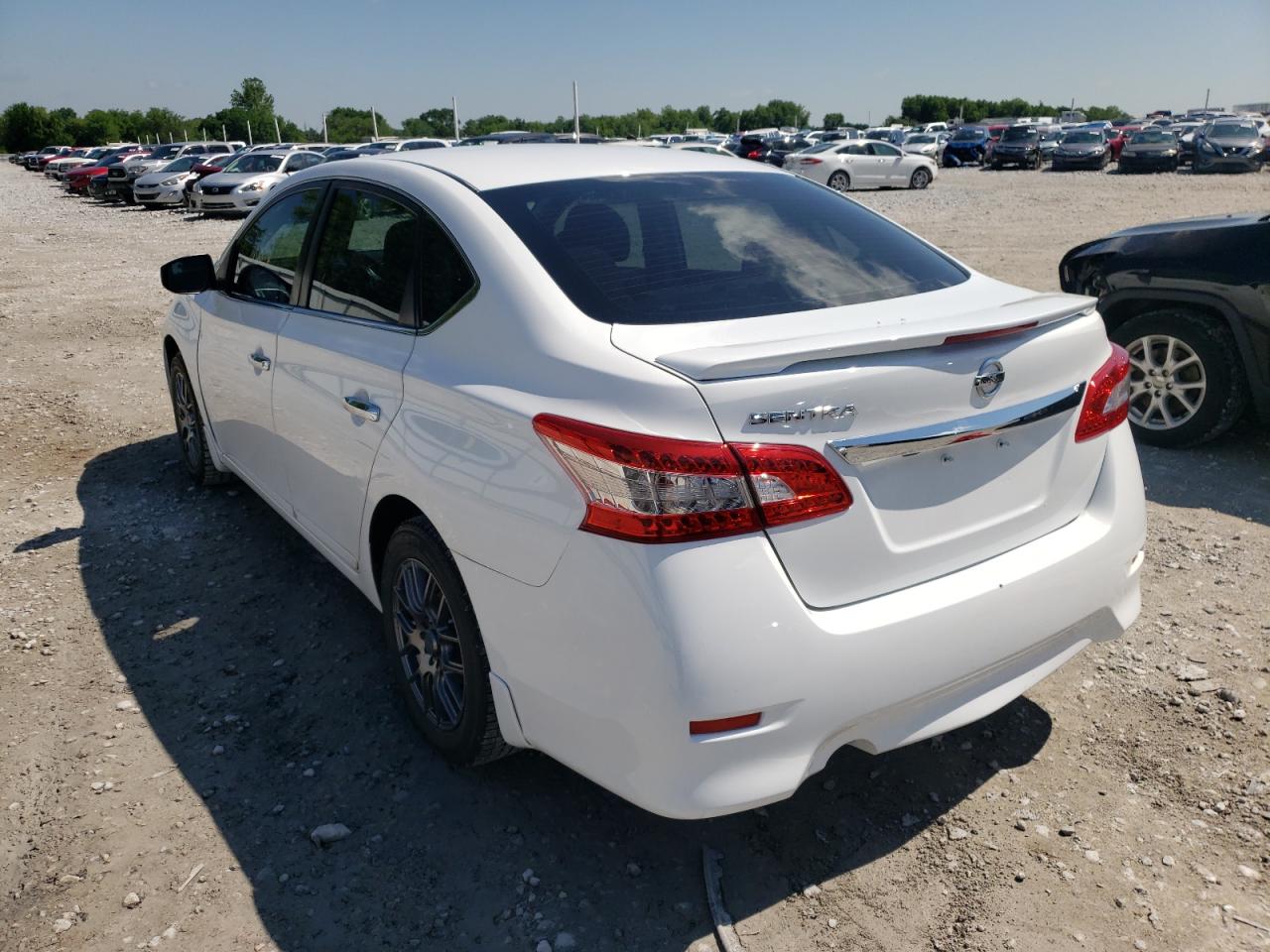 Photo 16 from auction – 2016 NISSAN SENTRA S with VIN 3N1AB7AP4GY286182