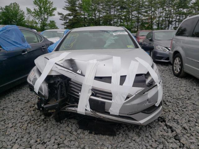 Photo 9 from auction – 2016 HYUNDAI SONATA SE with VIN 5NPE24AF2GH407227