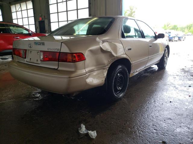 Photo 4 from auction – 2000 TOYOTA CAMRY CE with VIN 4T1BG22K0YU923285