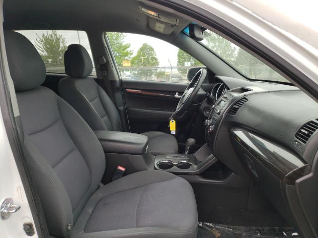 Photo 9 from auction – 2013 KIA SORENTO LX with VIN 5XYKT3A10DG365822