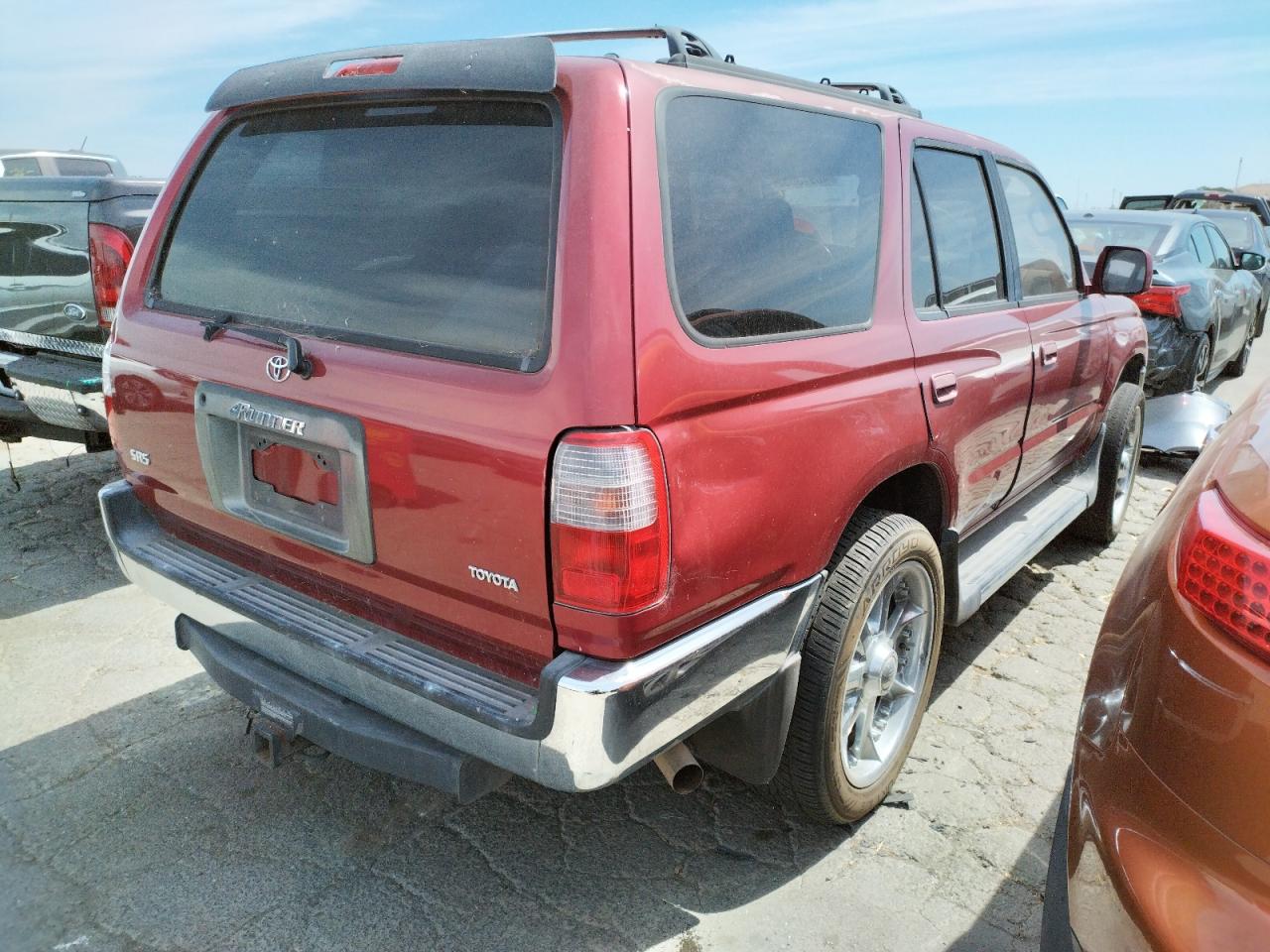 Photo 4 from auction – 1998 TOYOTA 4RUNNER SR with VIN JT3GN86R9W0083686