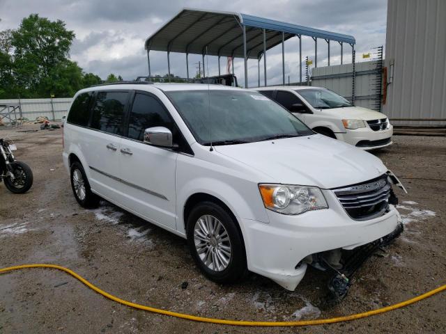 Photo 1 from auction – 2015 CHRYSLER TOWN & COU with VIN 2C4RC1CGXFR629017