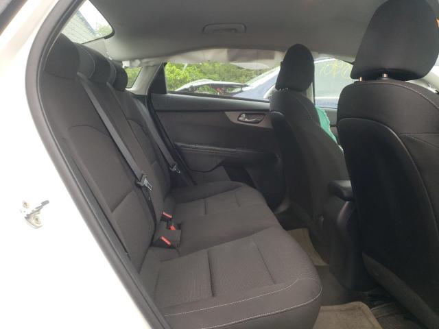 Photo 6 from auction – 2021 KIA FORTE FE with VIN 3KPF24AD1ME273166