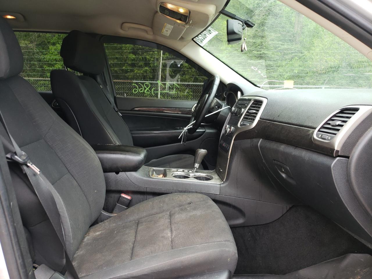 Photo 19 from auction – 2011 JEEP GRAND CHER with VIN 1J4RR4GGXBC510987