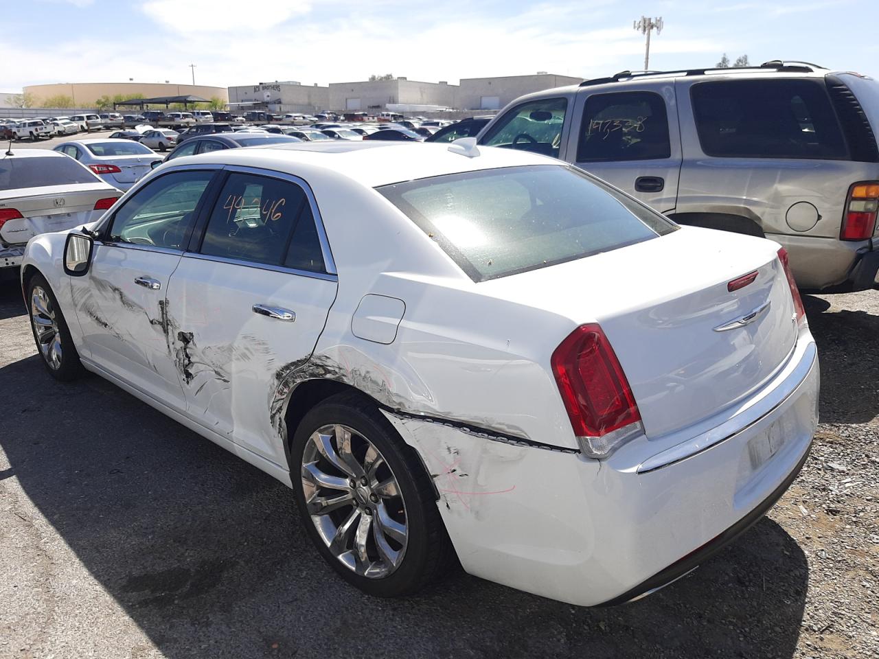 Photo 16 from auction – 2020 CHRYSLER 300 LIMITE with VIN 2C3CCAEG2LH154505
