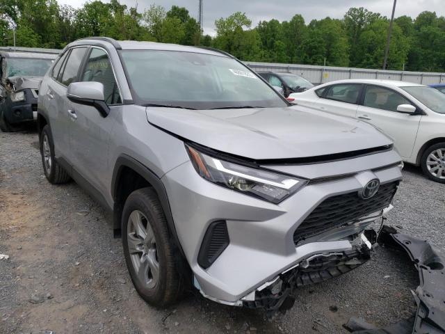 TOYOTA RAV4 XLE 2022 with VIN 2T3P1RFV9NC266124 - Photo from auction