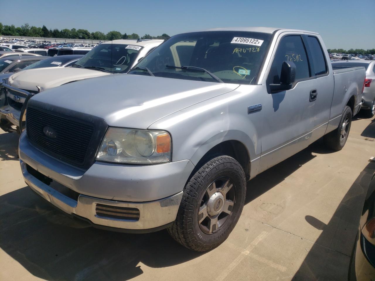 Photo 19 from auction – 2004 FORD F150 with VIN 1FTRX12WX4NA90728