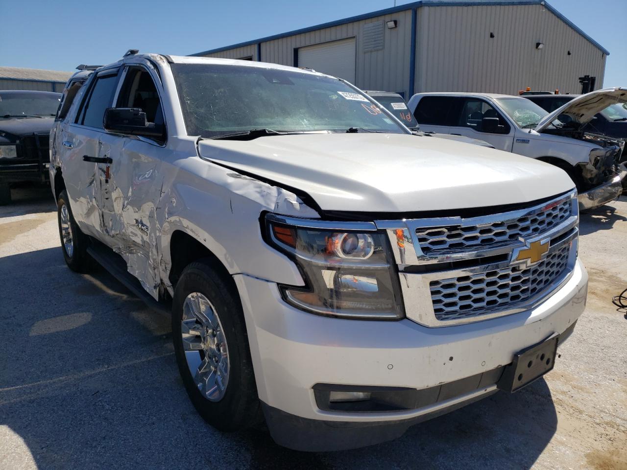 CHEVROLET TAHOE C150 2016 with VIN 1GNSCBKCXGR166669 - Photo from auction