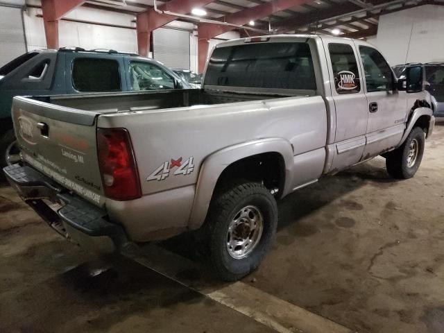 Photo 4 from auction – 2003 CHEVROLET SILVERADO with VIN 1GCHK29UX3Z107152