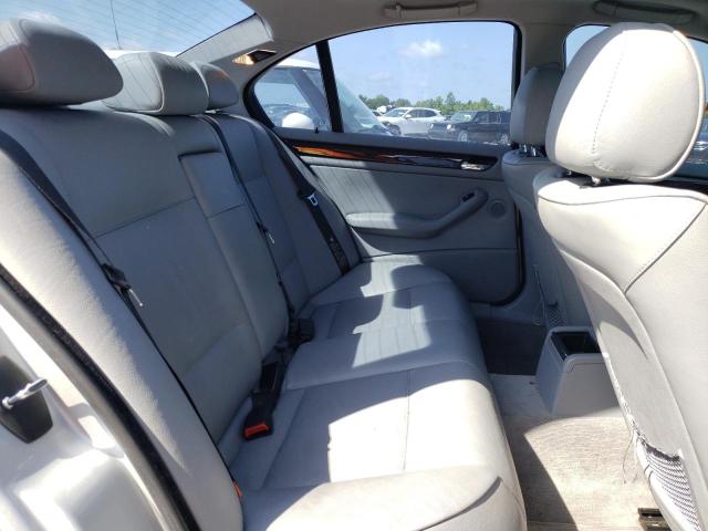 Photo 6 from auction – 2003 BMW 325 I with VIN WBAEV33423KL89575