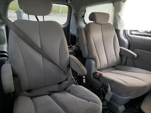 Photo 6 from auction – 2008 HYUNDAI ENTOURAGE with VIN KNDMC233286050899