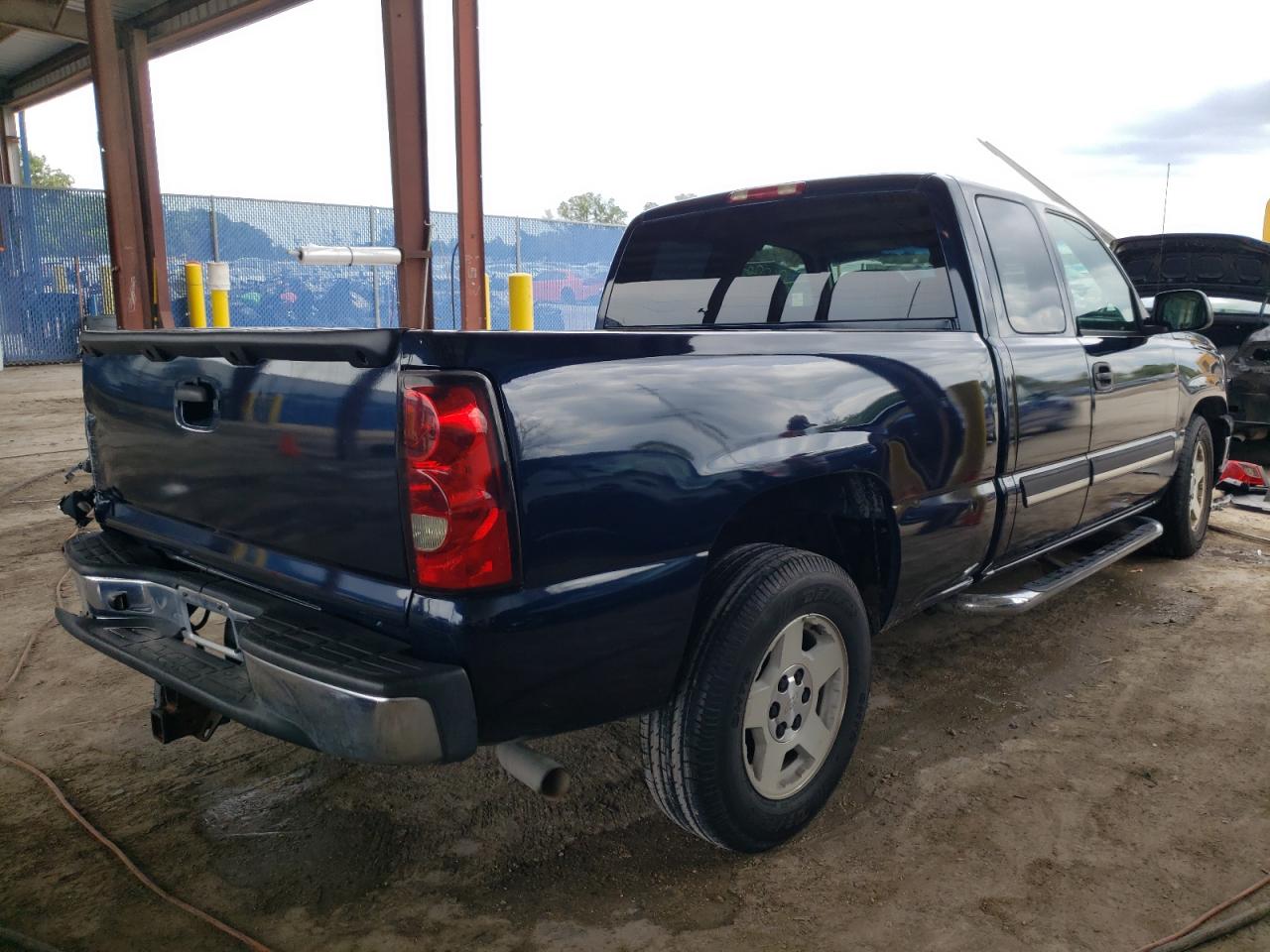 Photo 17 from auction – 2006 CHEVROLET SILVERADO with VIN 1GCEC19Z16Z173308