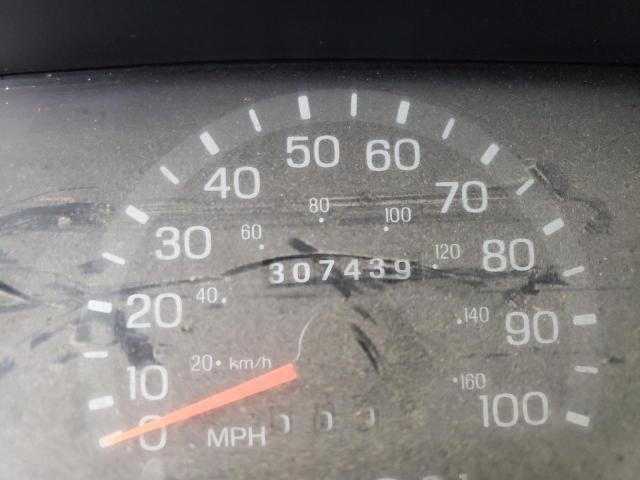 Photo 8 from auction – 1998 FORD ECONOLINE with VIN 1FBSS31L1WHA49025