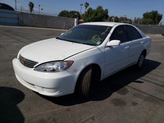 Photo 2 from auction – 2005 TOYOTA CAMRY LE with VIN 4T1BE32K15U382822
