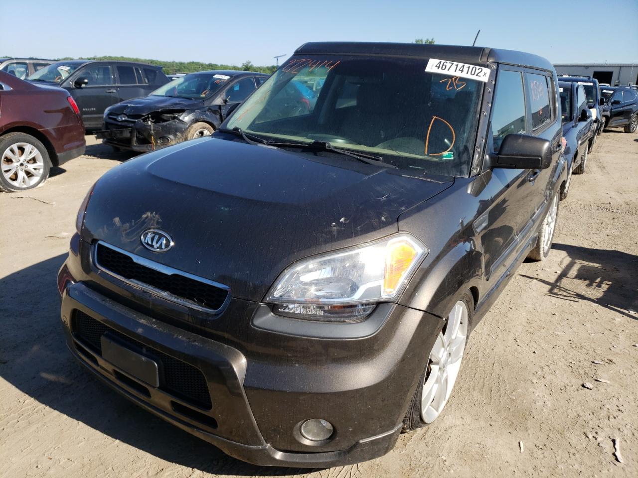 Photo 2 from auction – 2011 KIA SOUL + with VIN KNDJT2A21B7272414