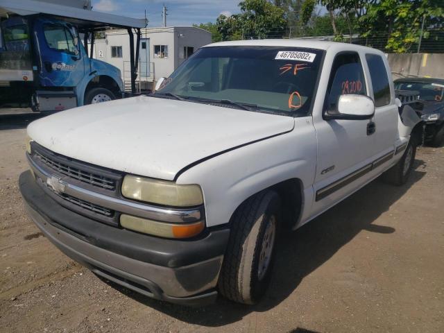 Photo 2 from auction – 2000 CHEVROLET SILVERADO with VIN 2GCEC19TXY1117424