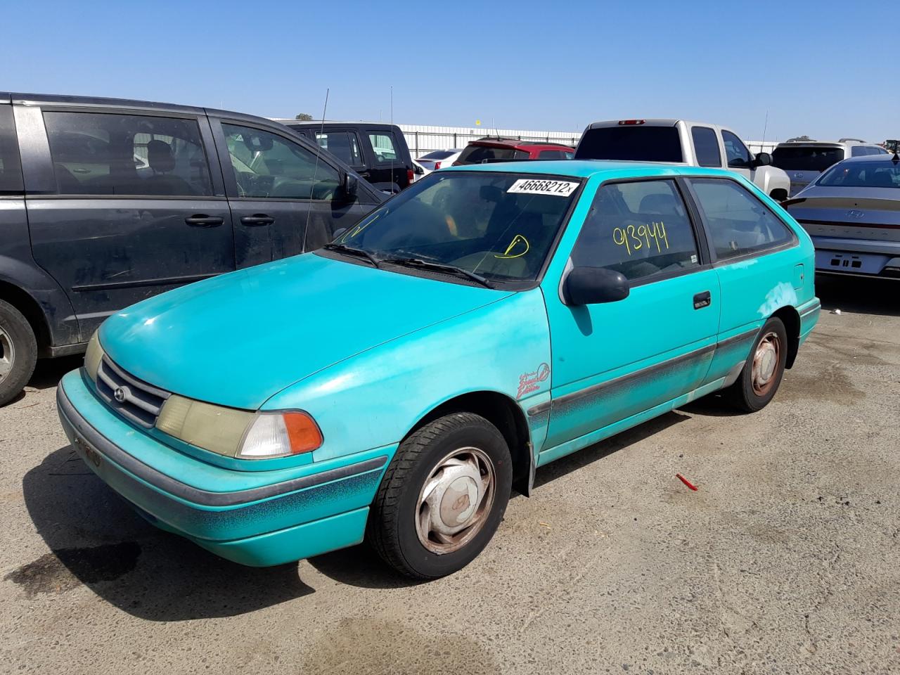 Photo 2 from auction – 1994 HYUNDAI EXCEL with VIN KMHVD12J1RU325490