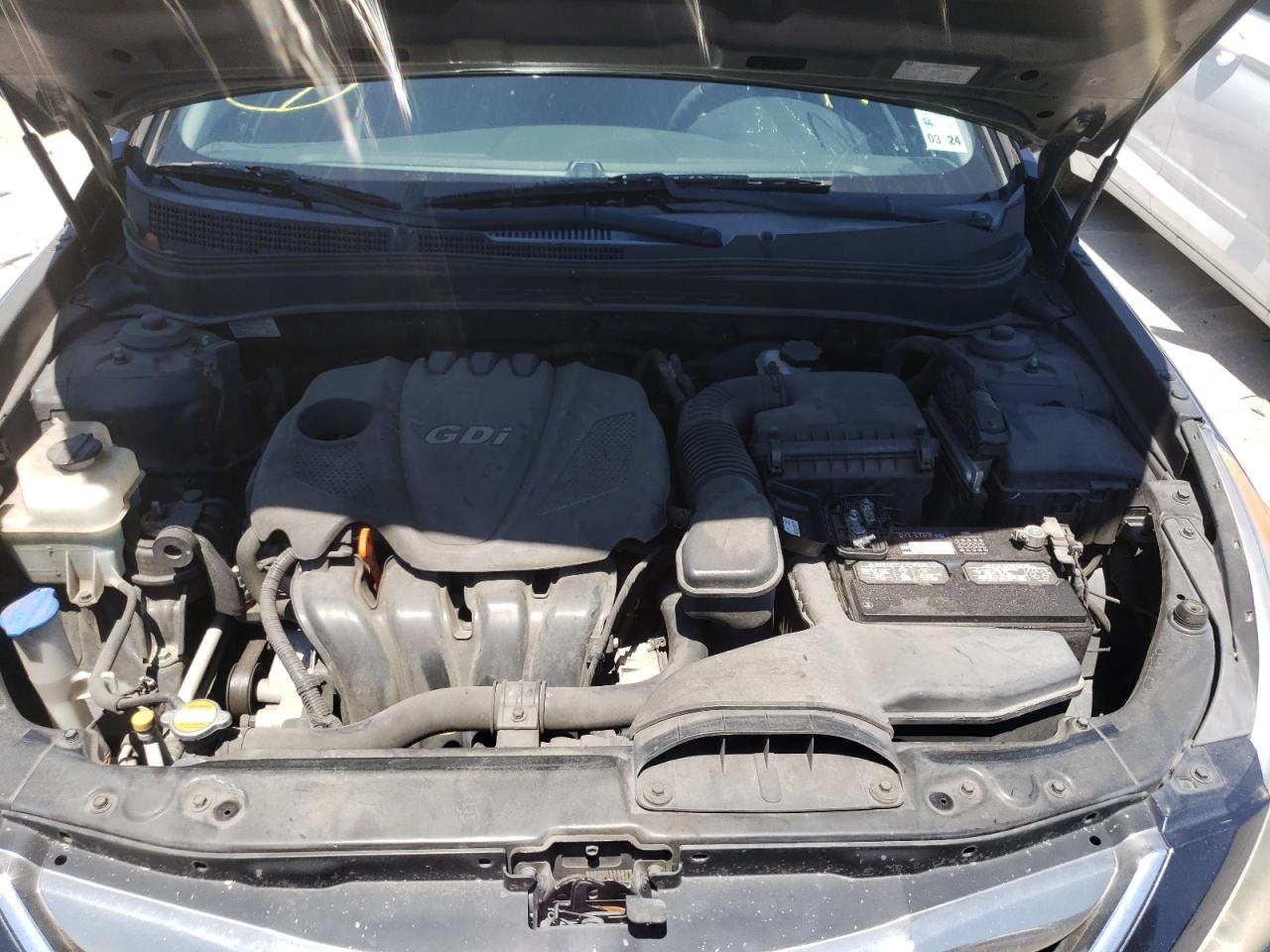 Photo 7 from auction – 2011 HYUNDAI SONATA SE with VIN 5NPEC4ACXBH190330