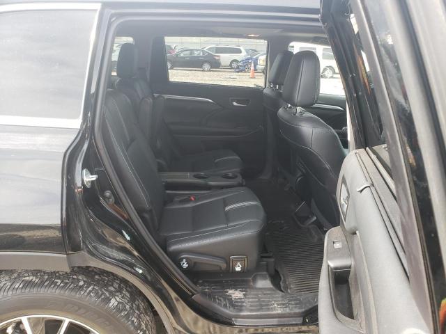 Photo 6 from auction – 2018 TOYOTA HIGHLANDER with VIN 5TDJZRFH5JS898153