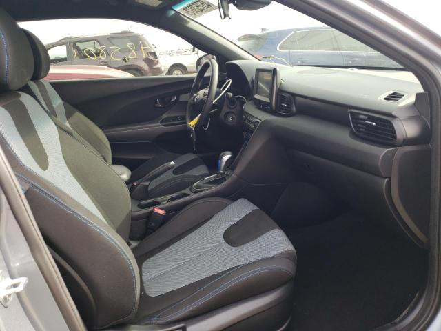 Photo 5 from auction – 2019 HYUNDAI VELOSTER B with VIN KMHTG6AF4KU019818
